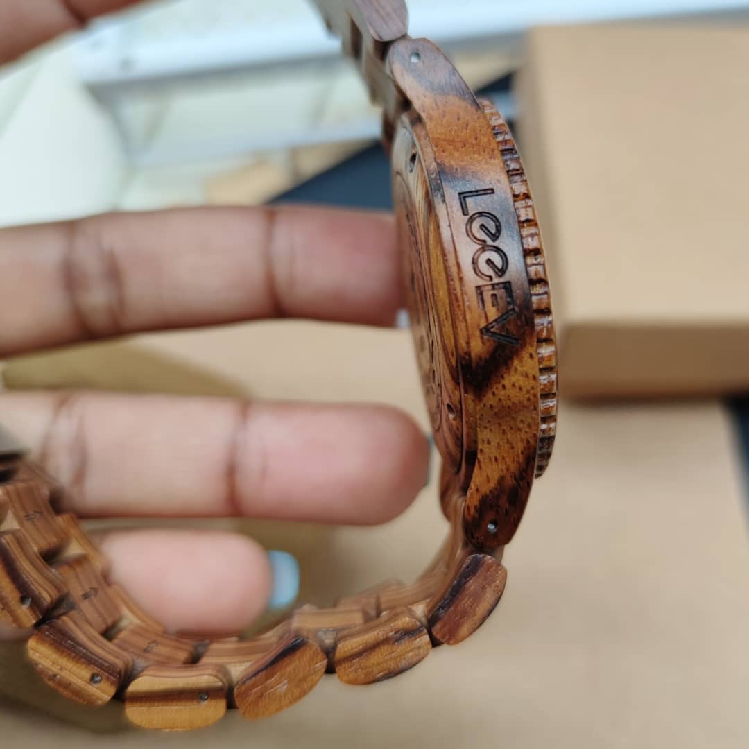 Montre en bois