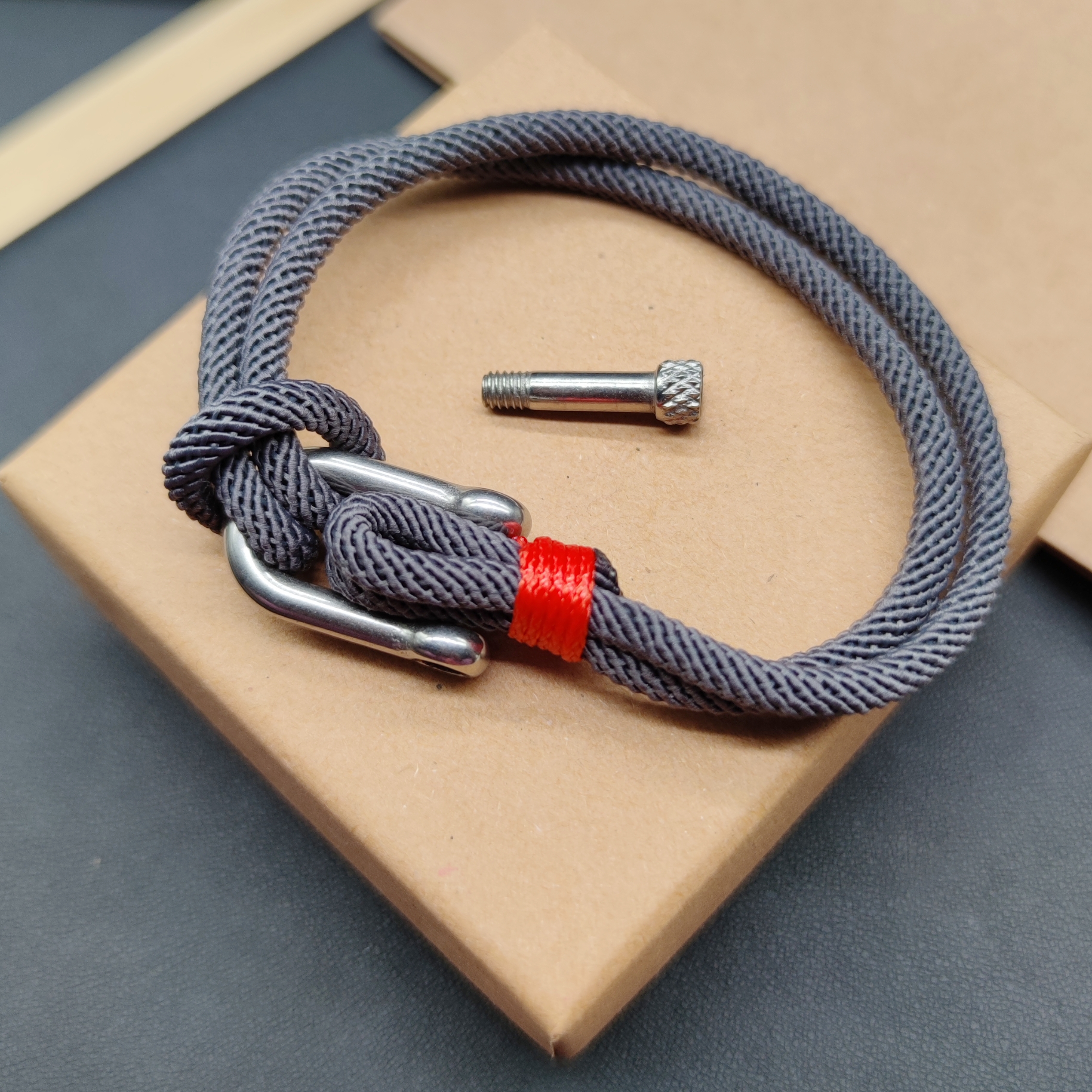 Bracelet pour homme tome 1