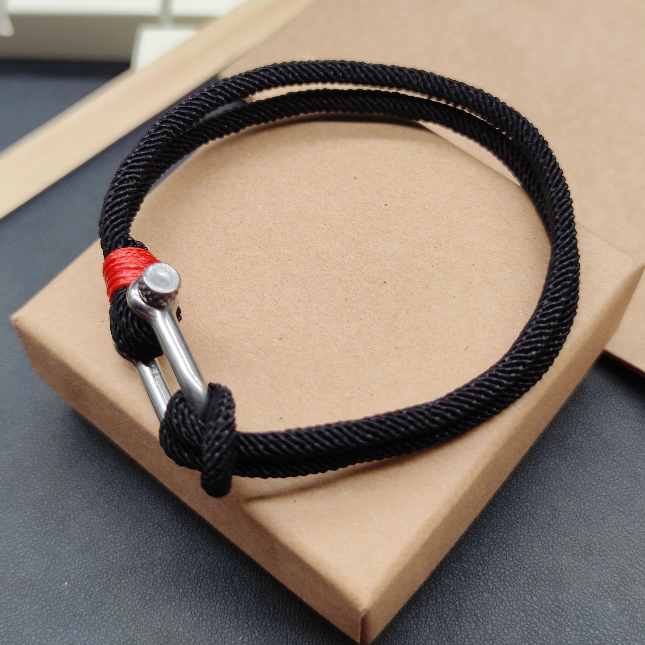 Bracelet pour homme tome 1